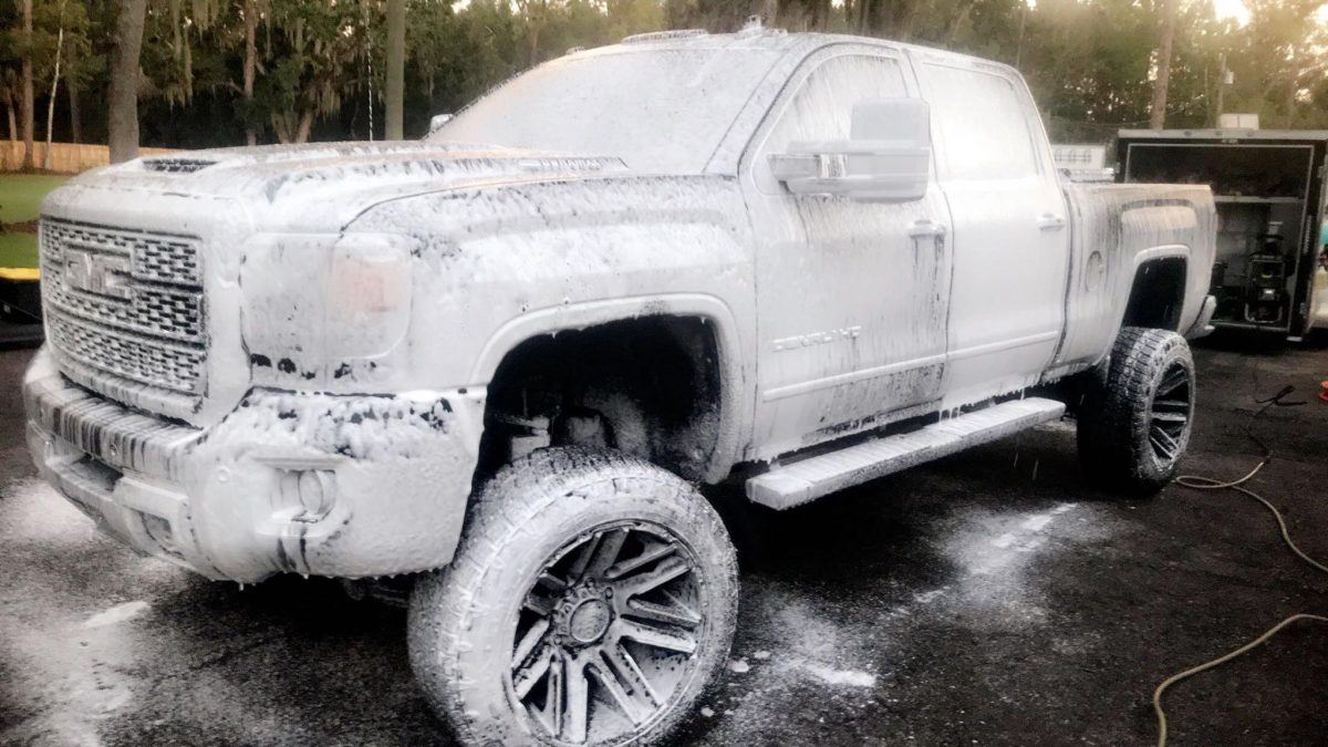 EXTERIOR HAND WASH